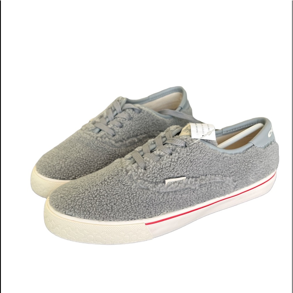 Coach Citysole Skate Sneaker size 8.5 runs large fits more like a women’s size 9